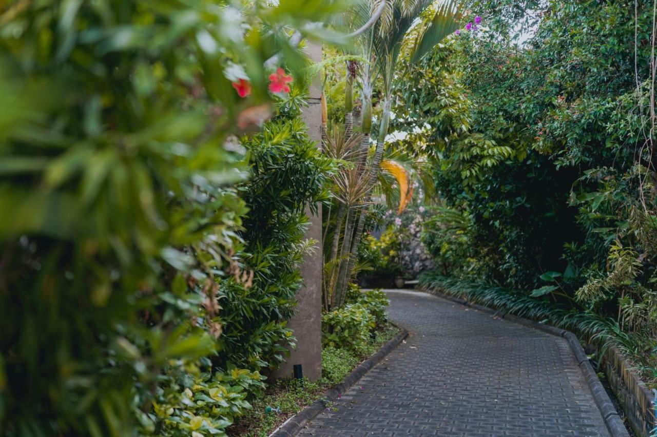 Ulu Segara Luxury Suites & Villas Nusa Dua  Exterior photo